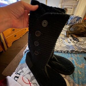 Old Navy Black Sweater Boots size 8